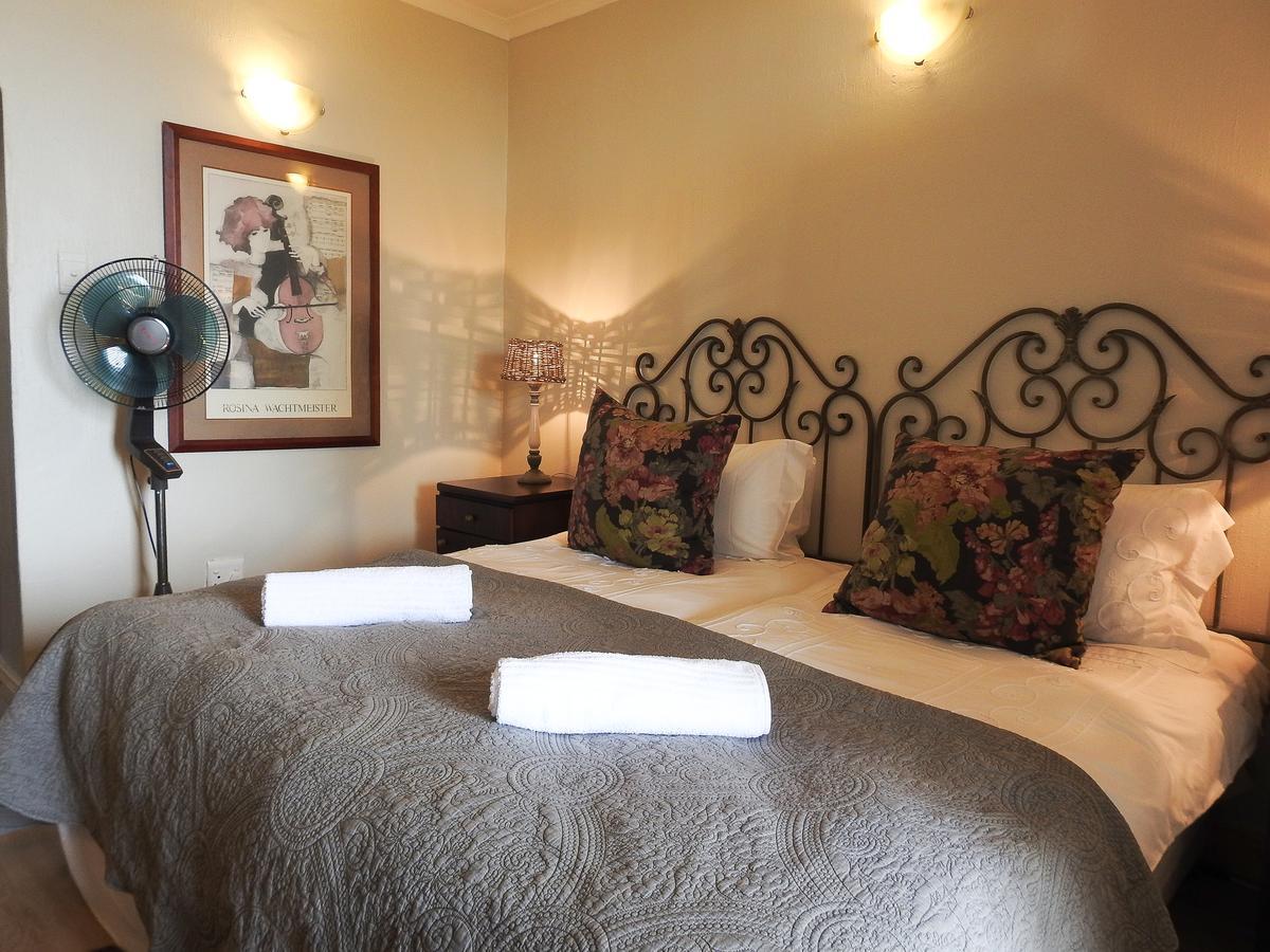 New Stone Manor Hotel Mossel Bay Bagian luar foto