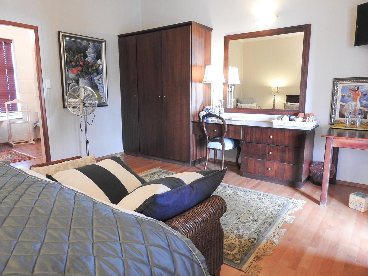 New Stone Manor Hotel Mossel Bay Bagian luar foto
